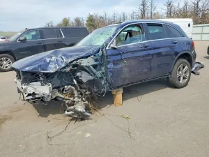 Mercedes-Benz GLC 2.0L 4 2022
