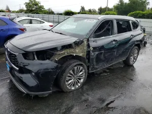 Toyota Highlander 3.5L 6 2020