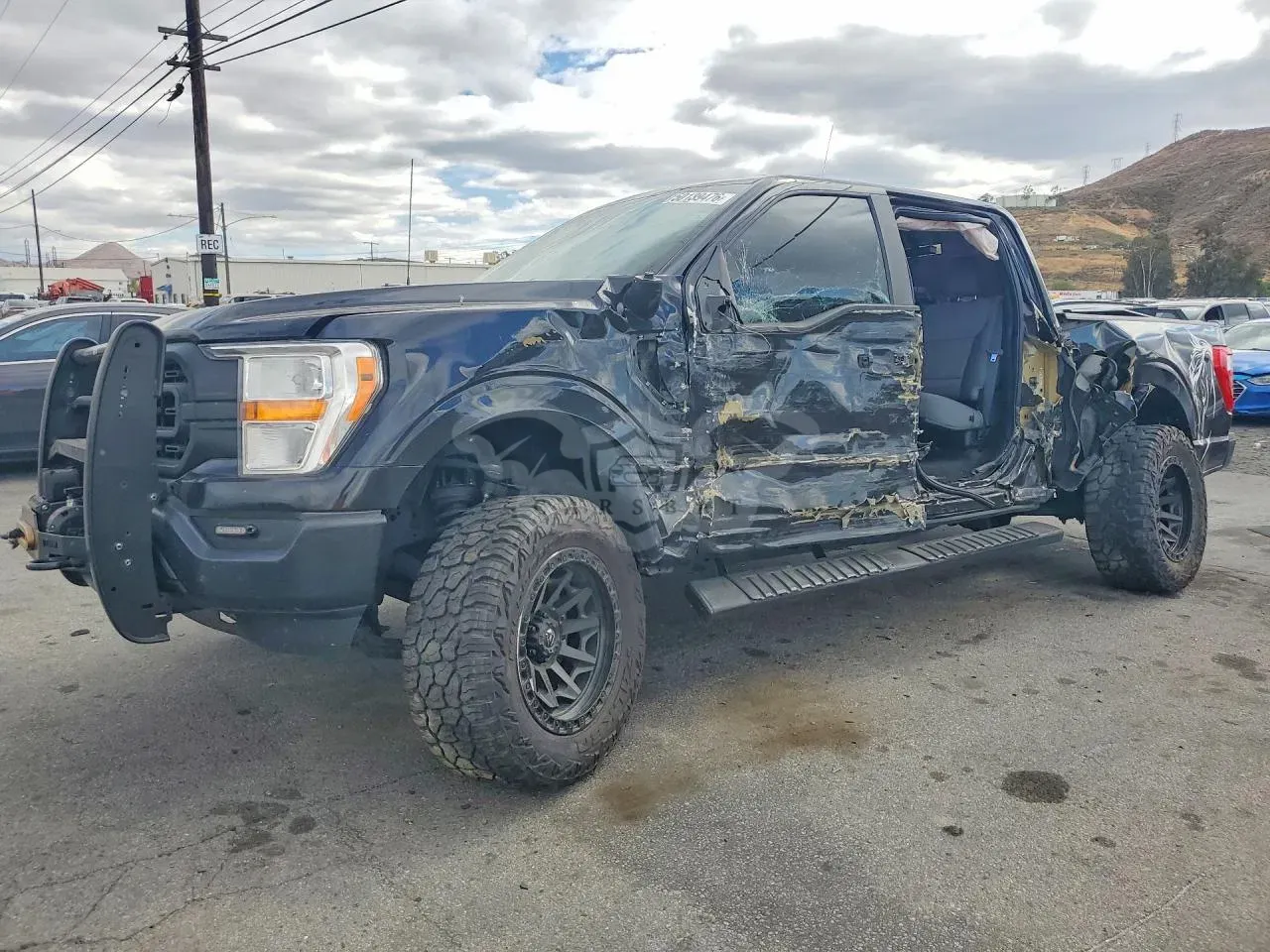 Ford F-150 3.3L 6 2021
