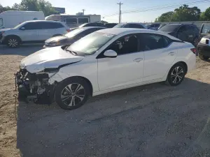 Nissan Sentra 2.0L 4 2023
