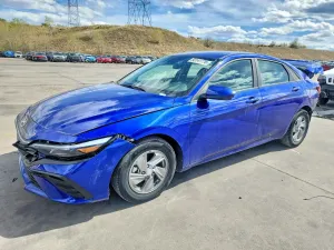 Hyundai Elantra 2.0L 4 2024