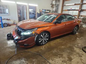 Nissan Altima 2.0L 4 2021