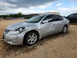Nissan Altima 2.5L 4 2010