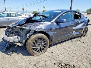 Tesla Model 3 2025