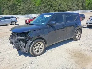 Kia Soul 2.0L 4 2022