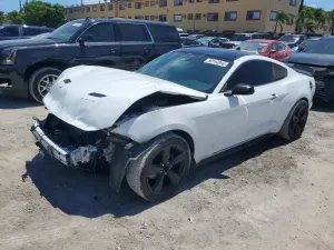 Ford Mustang 2.3L 4 2023