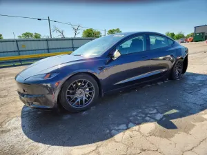 Tesla Model 3 2025