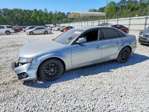 Audi A4 2.0L 4 2011