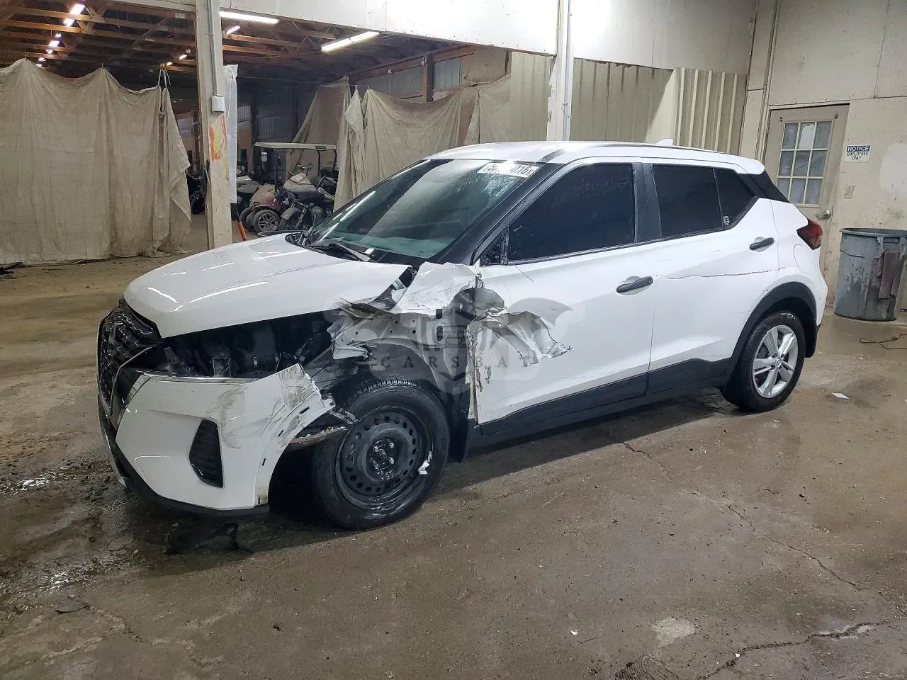 Nissan Kicks 1.6L 4 2022