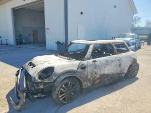 Mini Cooper 2.0L 4 2019