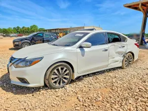 Nissan Altima 2.5L 4 2017