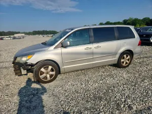 Volkswagen Routan 3.8L 6 2010