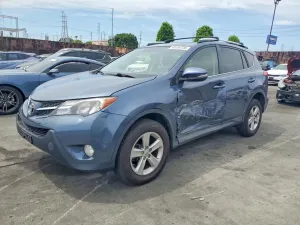Toyota Rav4 2.5L 4 2013