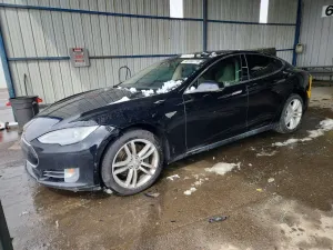 Tesla Model S 2013