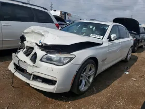 BMW 7 Series 4.4L 8 2013