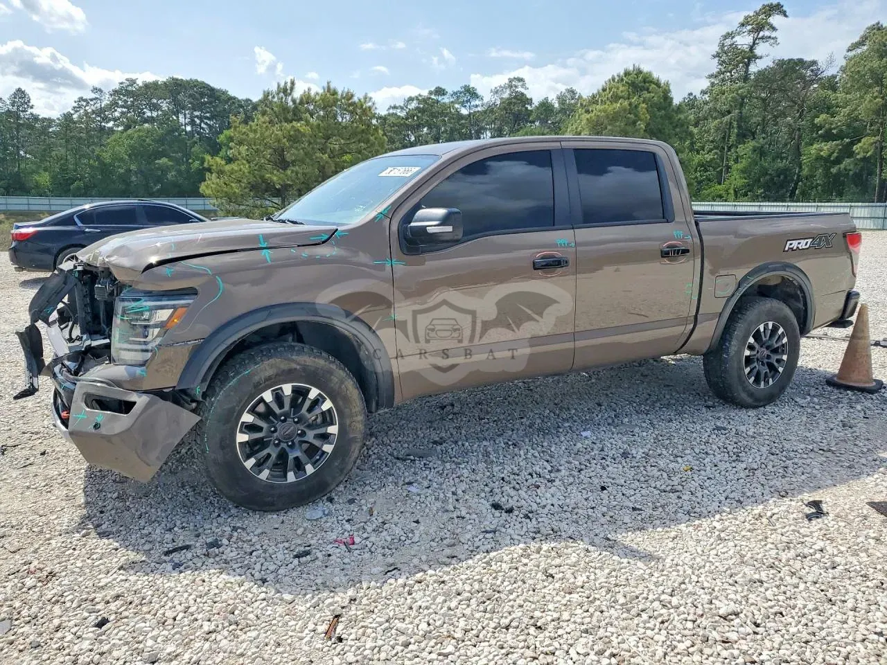 Nissan Titan 5.6L 8 2024