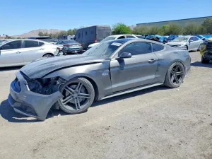 Ford Mustang 5.0L 8 2016