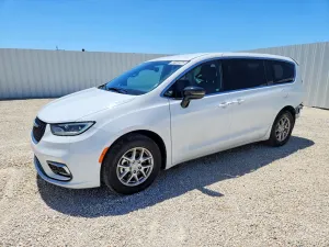 Chrysler Pacifica 3.6L 6 2026