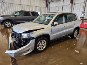 Volkswagen Tiguan 2.0L 4 2013