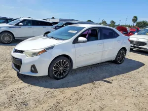 Toyota Corolla 1.8L 4 2015