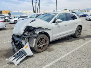 Porsche Macan 3.0L 6 2021