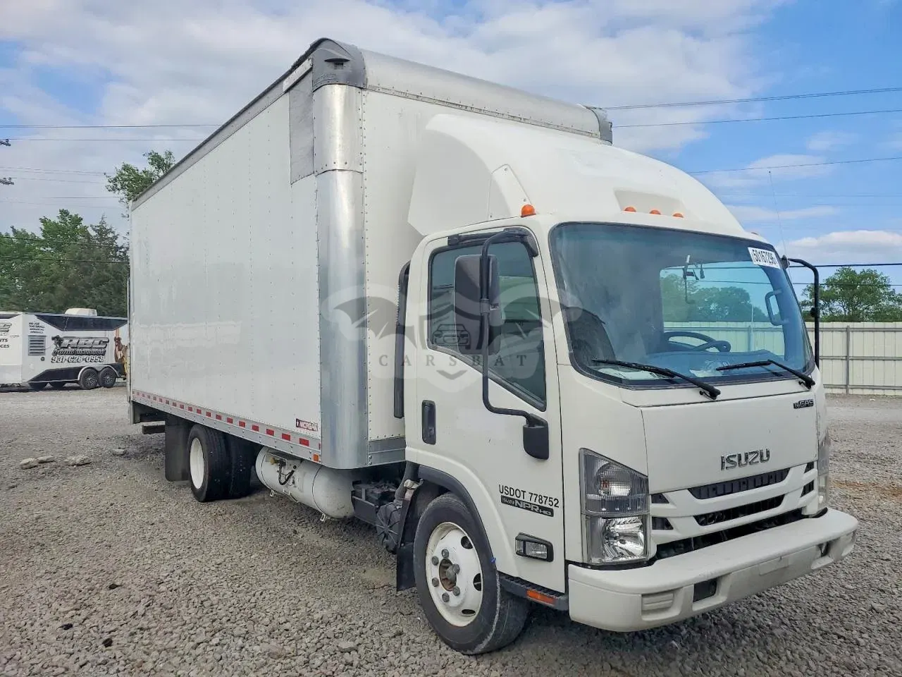 Isuzu NPR 6.6L 8 2021