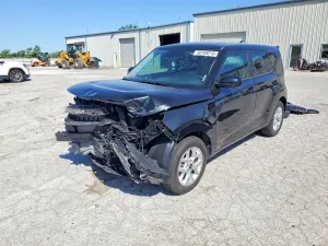Kia Soul 2.0L 4 2025