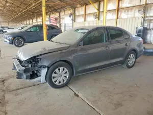 Volkswagen Jetta 1.4L 4 2016