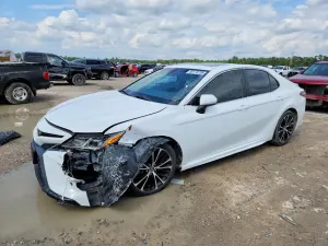 Toyota Camry 2.5L 4 2018