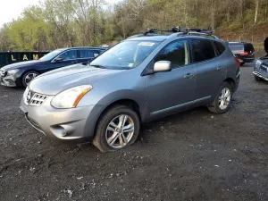 Nissan Rogue 2.5L 4 2012
