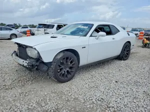 Dodge Challenger 5.7L 8 2010