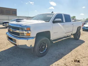 Chevrolet Silverado 1500 6.6L 8 2018