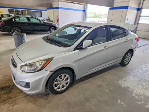 Hyundai Accent 1.6L 4 2013