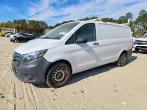 Mercedes-Benz Metris 2.0L 4 2017