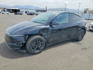 Tesla Model Y 2026