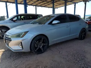 Hyundai Elantra 2.0L 4 2019
