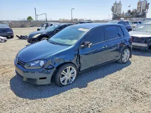 Volkswagen Golf 2.5L 5 2013
