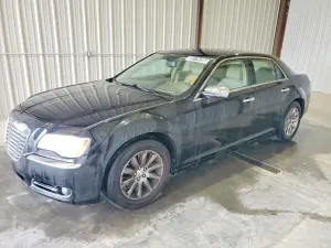 Chrysler 300C 5.7L 8 2013