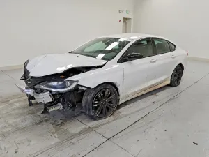 Chrysler 200 2.4L 4 2017
