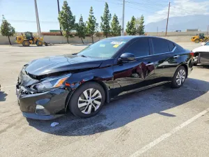Nissan Altima 2.5L 4 2020