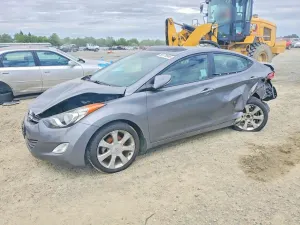 Hyundai Elantra 1.8L 4 2013