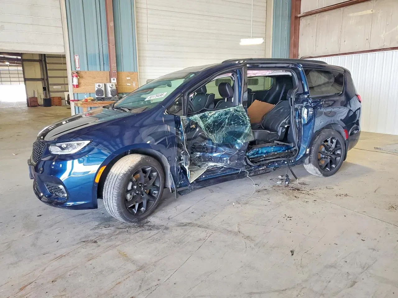 Chrysler Pacifica 3.6L 6 2025