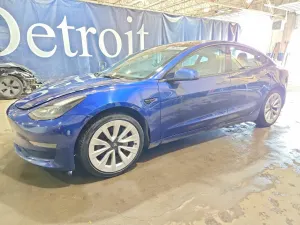 Tesla Model 3 2022