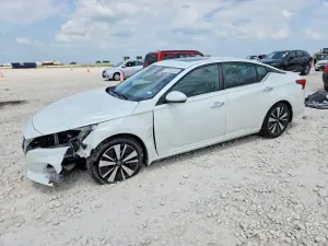 Nissan Altima 2.5L 4 2022