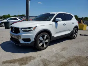 Volvo XC40 2.0L 4 2019