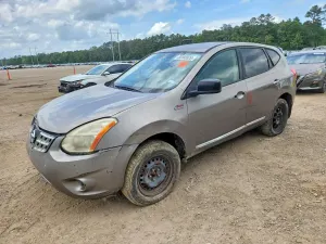 Nissan Rogue 2.5L 4 2012