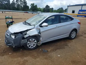 Hyundai Accent 1.6L 4 2014