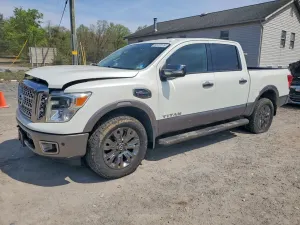 Nissan Titan 5.6L 8 2017