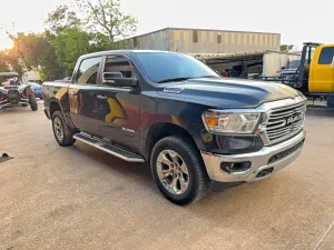 RAM 1500 5.7L 8 2019