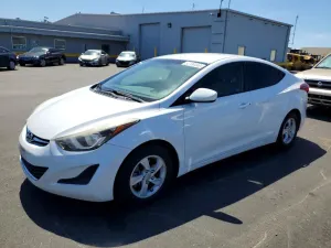 Hyundai Elantra 1.8L 4 2015